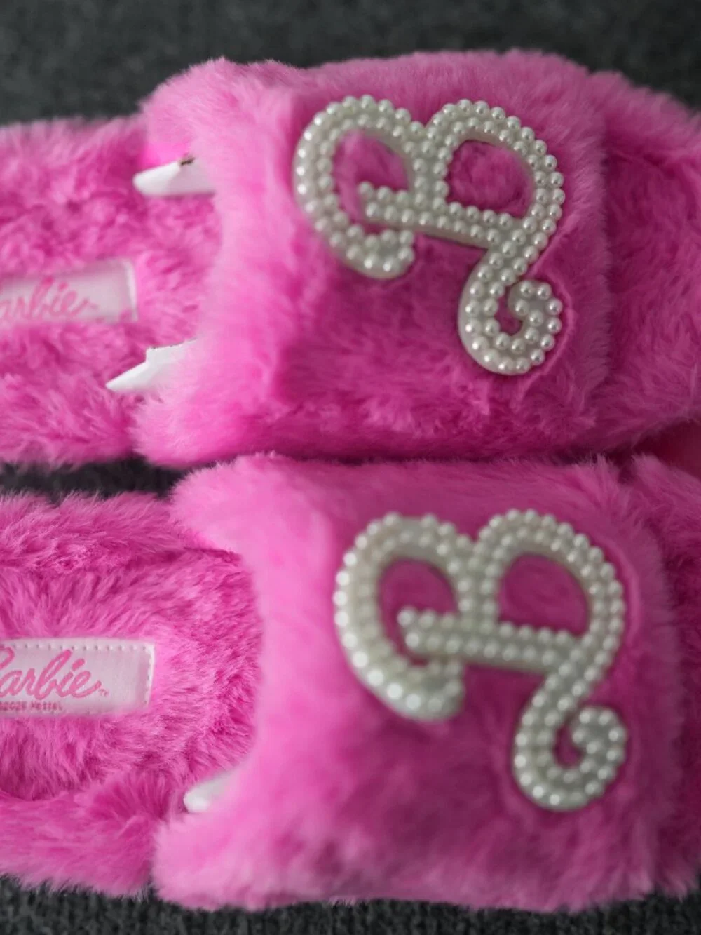 Barbie Pink Fuzzy Pearl Logo Indoor/Outdoor Memory Foam Slippers Kids Youth 3